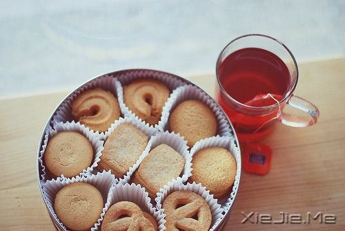 早安心语：活着就要快乐，因为我们会死很久 (3)